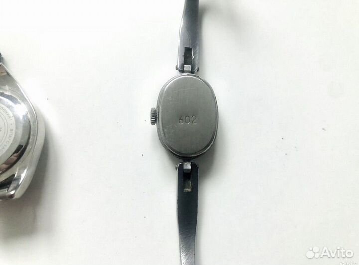 СССР. Часы женские наручные винтажные