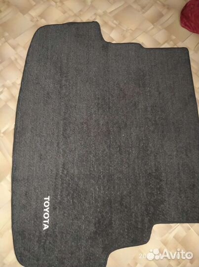 Коврик для багажника toyta
