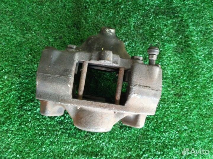 Суппорт задний правый Mercedes-Benz E-Class W210