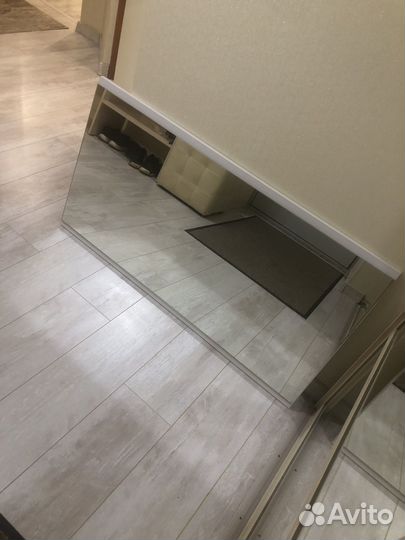 Зеркало настенное