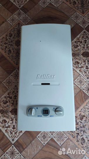 Газовый проточный водонагреватель BalrGaz
