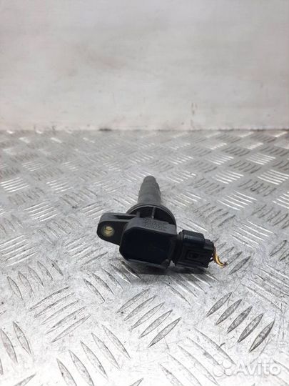 Катушка зажигания Toyota Yaris хэтчбэк 3 дв. 1.3