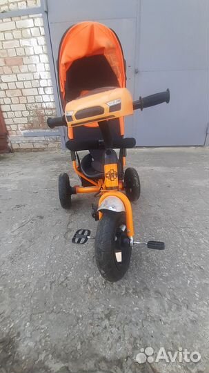 Детский трехколесный велосипед