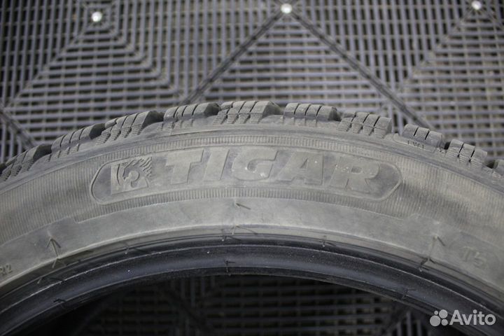 Tigar Winter 235/45 R18 98V