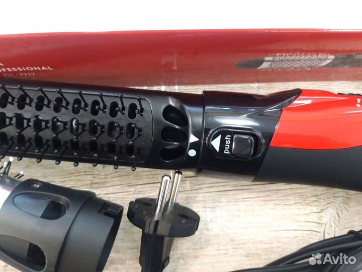 Фен с расчёской