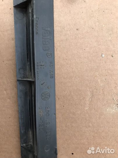 Воздуховод радиатора нижний VW LT II