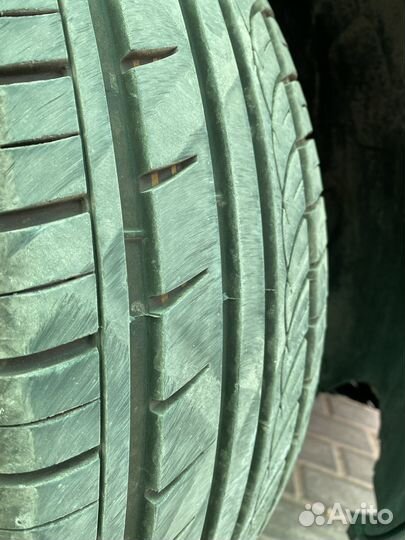 Sunfull Mont-Pro HP881 235/60 R18 107V