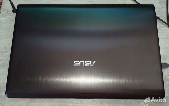 Мощный игровой Asus 17