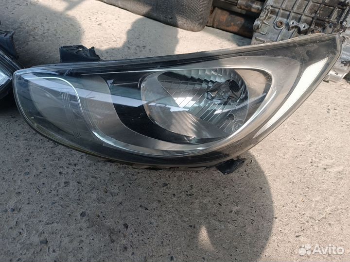 Фары на hyundai solaris