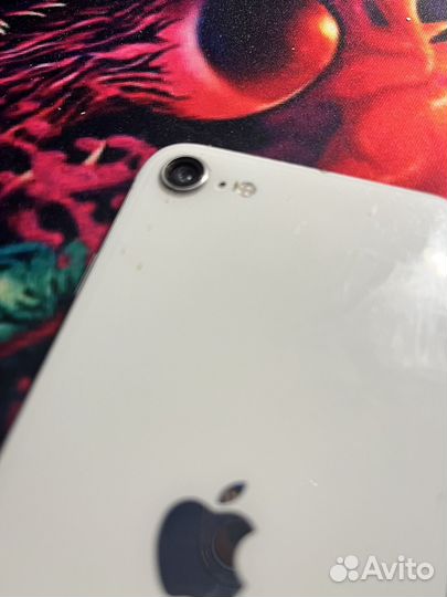 iPhone SE (2020), 128 ГБ