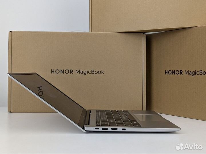 Ноутбук 2025 года Honor MagicBook X14 i5/R7 16/512