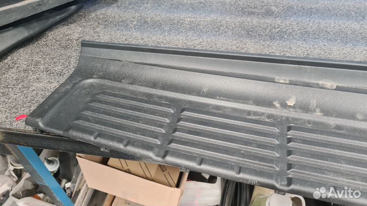 Накладка заднего бампера toyota land cruiser 200