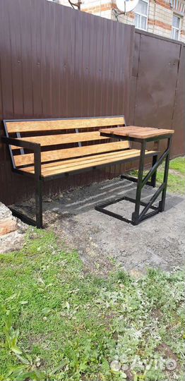 Скамейка и столик в стиле лофт
