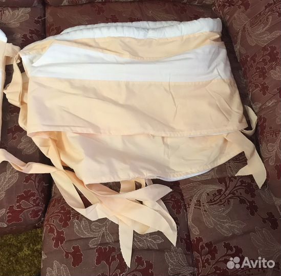 Бампер в детскую кроватку