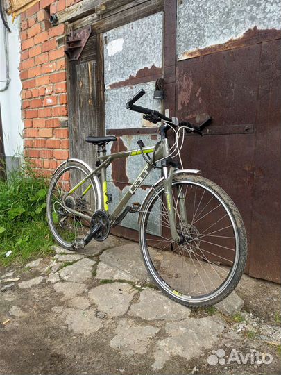 Велосипед GT Transeo 3.0