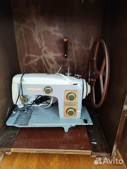 Швейная машинка веритас Veritas