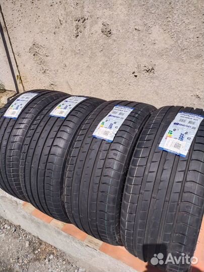 Triangle EffeXSport TH202 245/40 R19 98Y