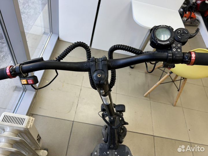 Электросамокат Dualtron Thunder (с1)