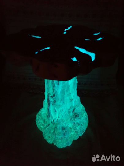 Интерьерный столик