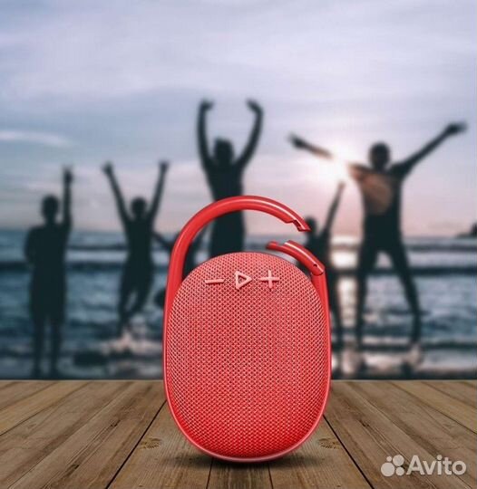 Музыкальная колонка с блютузом