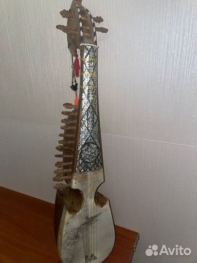 Афганские музыкальные инструменты рабаб