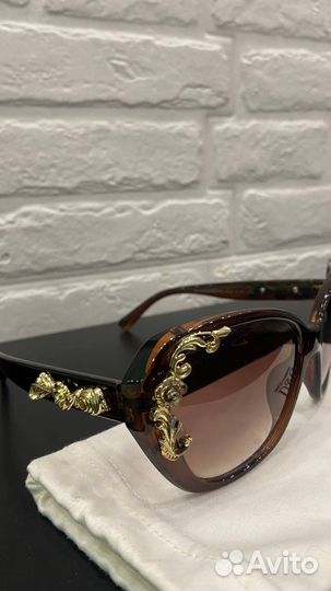 Солнцезащитные очки