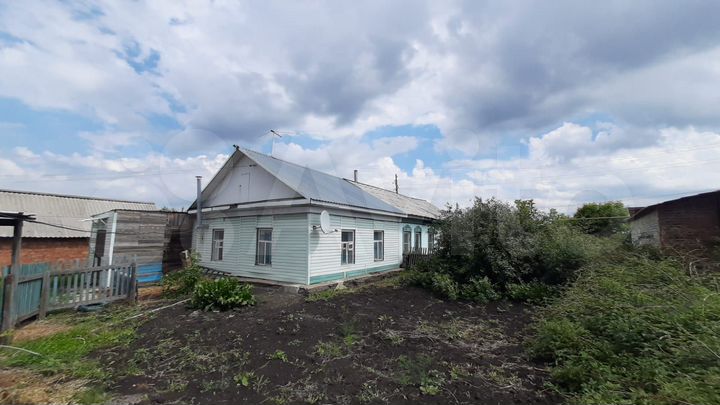 Дом 35,7 м² на участке 2 сот.