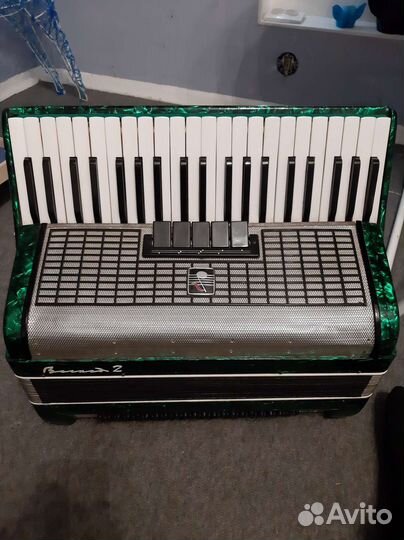 Аккордеон Восход 2