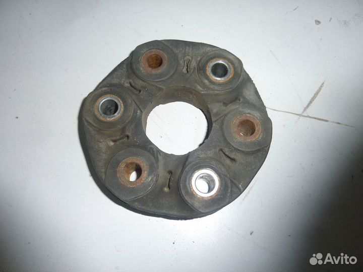 BMW X6 E71 Муфта вала карданного