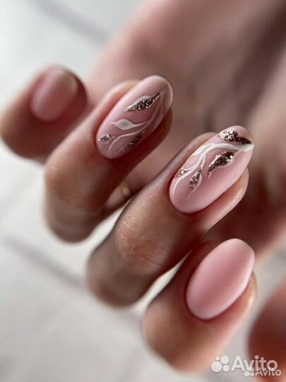 Маникюр с укреплением гелем за час