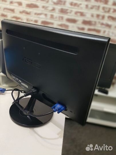 Монитор asus