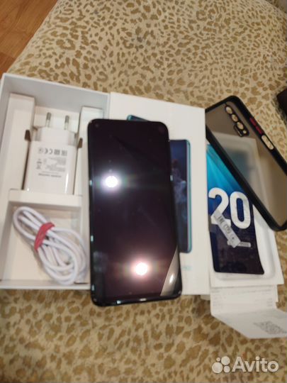Смартфон honor 20 PRO 8-256гб