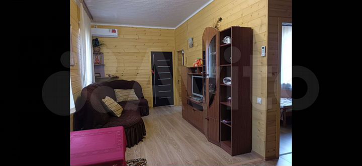 Дом 220 м² на участке 15 сот.