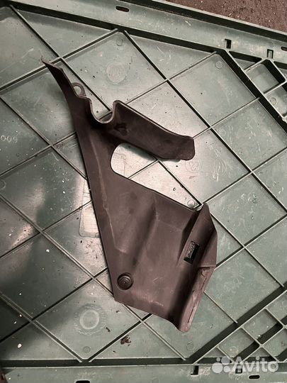 Cbr600rr 07-12 внутренний пластик левый