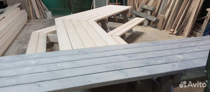 Уличная мебель из массива, столы, стулья