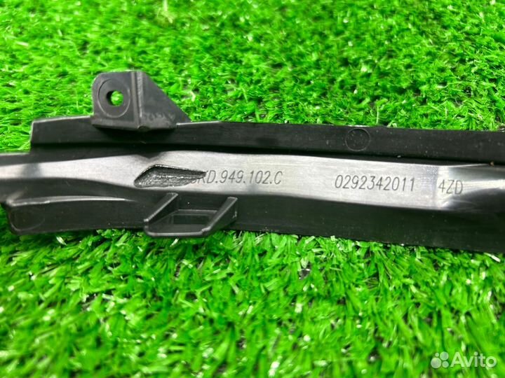 Повторитель в зеркало левый 8K0949101C Audi A3 A4