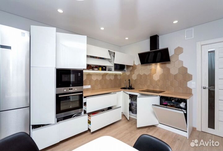 Кухня на заказ. Доставка и сборка