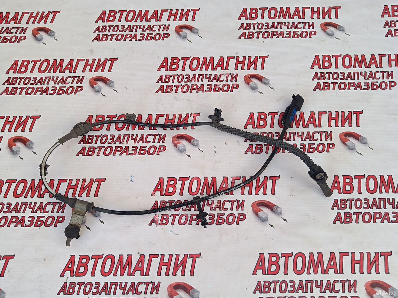 Датчик абс передний правый Форд Мустанг 6