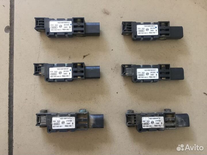 Датчик ускорения audi A8 D3 quattro