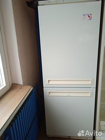 Холодильник бу Стинол