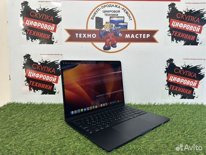 Makbook air 2022 m2 256 на гарантии почти год