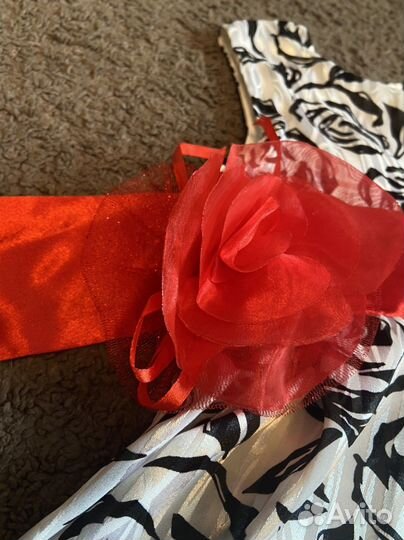 Платье для девочки 110-120