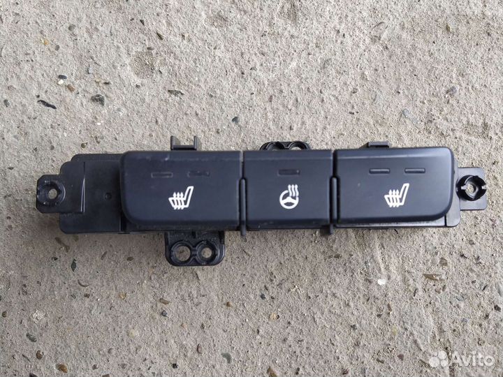 Блок кнопок обогрева kia rio4