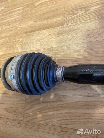 Привод Toyota Corolla E180 правый (б/у)