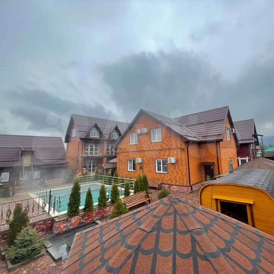 Гостиница, 1400 м²