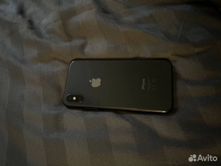iPhone X, 64 ГБ