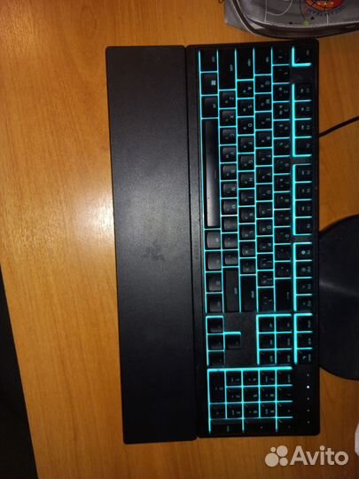 Подставка под запястье от клавиатуры Razer