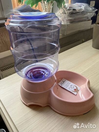 Поилка и кормушка для животных