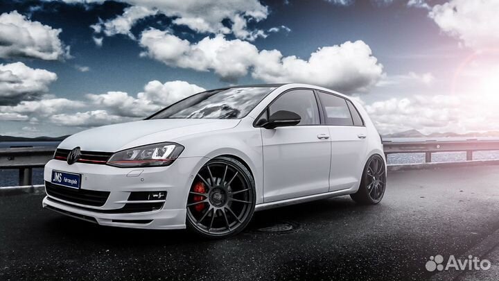 Накладка на передний бампер Volkswagen Golf MK7