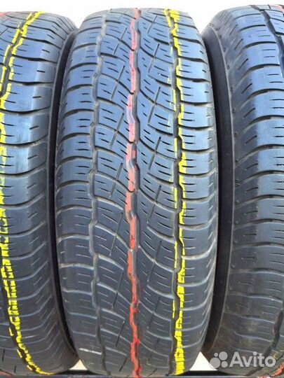 Bridgestone Dueler H/T 687 215/70 R16 99H